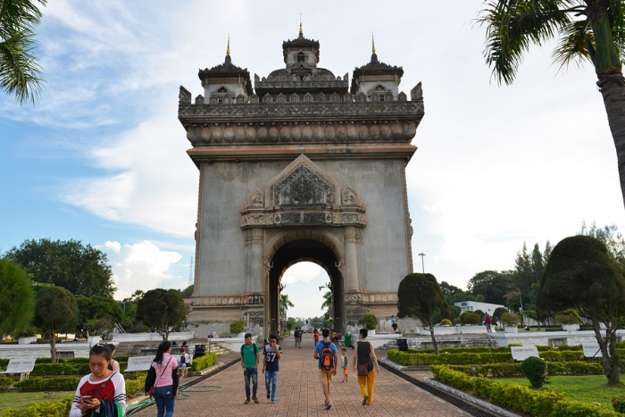 Patuxai - Where to visit in Vientiane? 