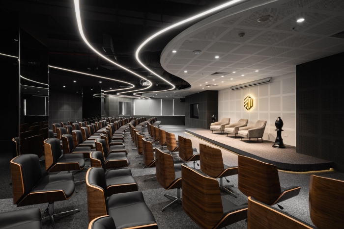 MRD in Hanoi is a top-tier venue for conferences, equipped with world-class facilities.