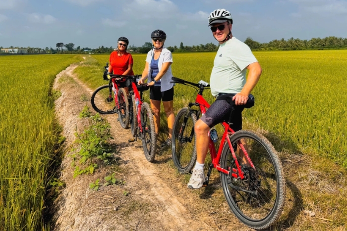What is the best time for a cyling trip in Vietnam or Thailand?