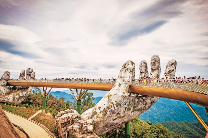 Golden Bridge Da Nang in your Phu Quoc extension Vietnam