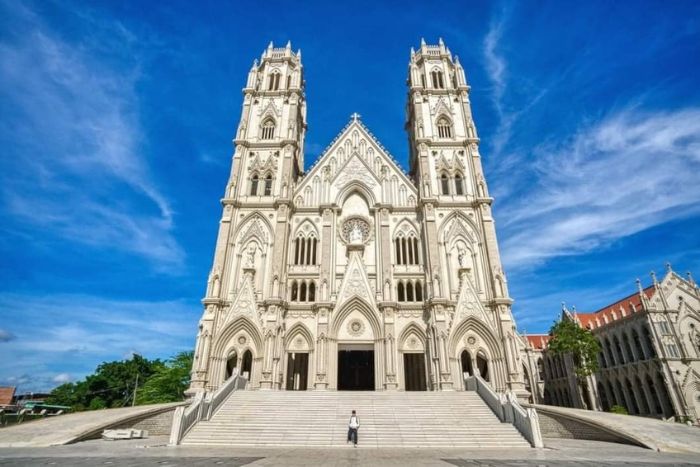 Song Vinh church, a European Gothic-style church in the middle of Vietnam