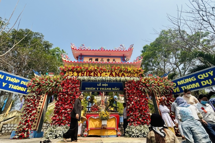 Am&lrm; Chua Festival, dedicated to the mother goddess Thien Y&lrm; A Na after Tet holiday in Vietnam