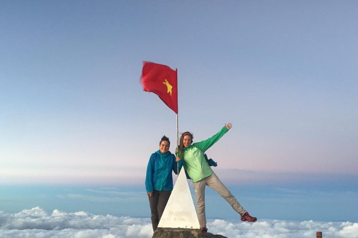 Conquer Fansipan Peak in the travel to Yen Bai Lao Cai 6 days