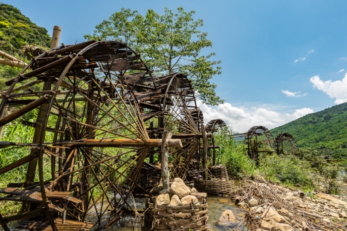 The wooden wheel, cultural symbol of the northern mountains