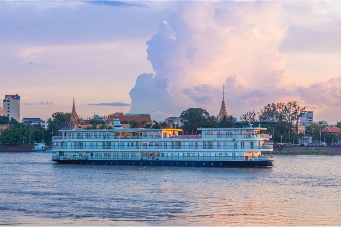 Explore Mekong river with top best Cambodia cruise