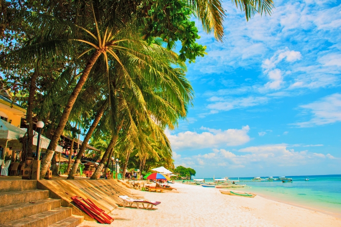 Snorkeling paradise in Southeast Asia, Alona Beach