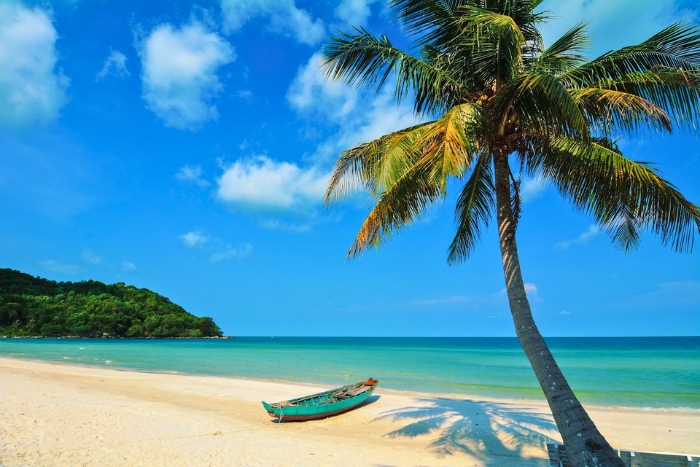 Clear water and soft sand, Sao Beach