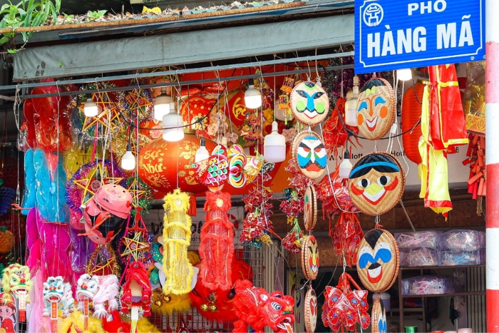 Hanoi is colorful during the Mid-Autumn Festival