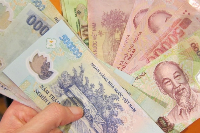 Vietnamese currency exchange