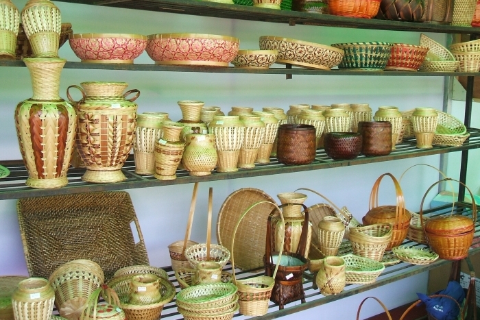 Handicraft products are very diverse