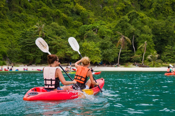 Exploring Tioman Island by kayak