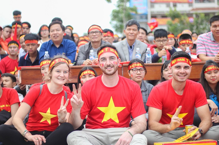 Vietnam red flag gold star consistently impresses tourists