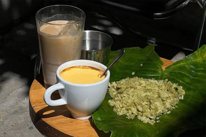 Cà phê trứng - Egg coffee