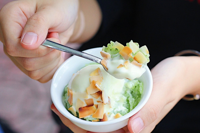 Kem xôi - must-try Vietnamese dessert